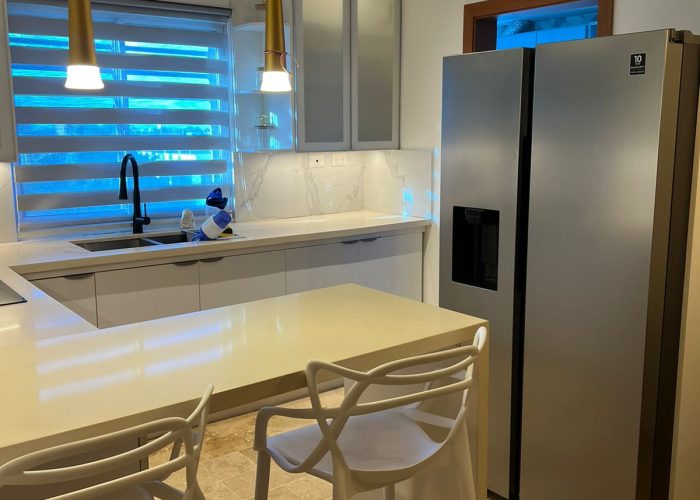 2c01503c-5b6a-4a65-8aea-8d1cc95c9517